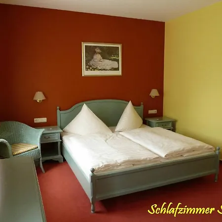 Hotel Mueritzhoeh 4*